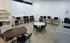 Laboratório de Línguas 01